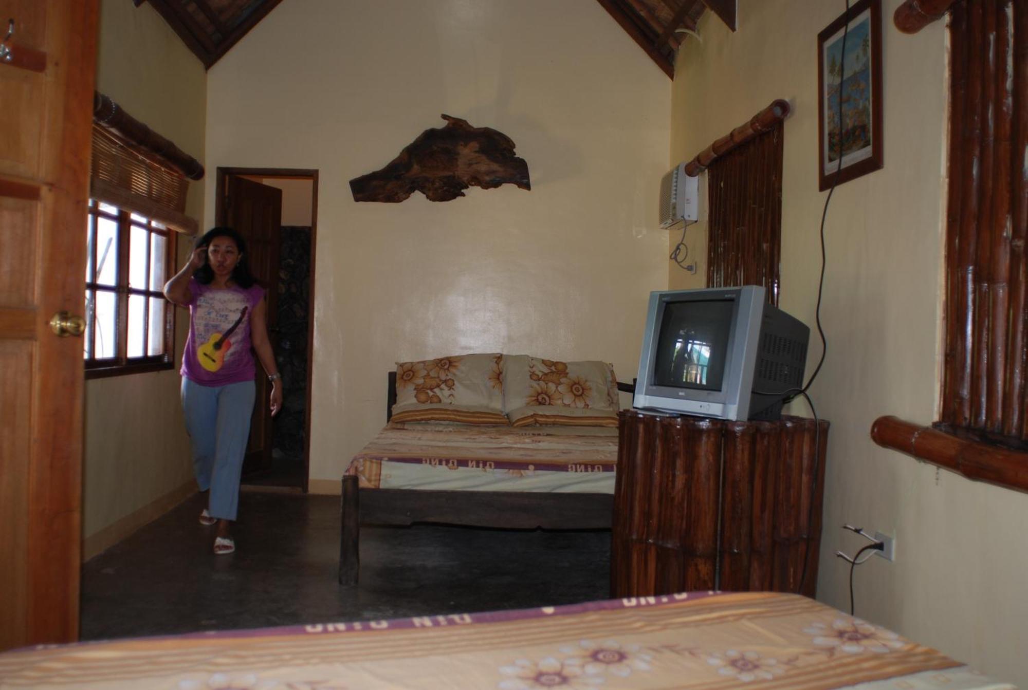 Casa Aviara Resort & Hotel Puerto Galera Εξωτερικό φωτογραφία