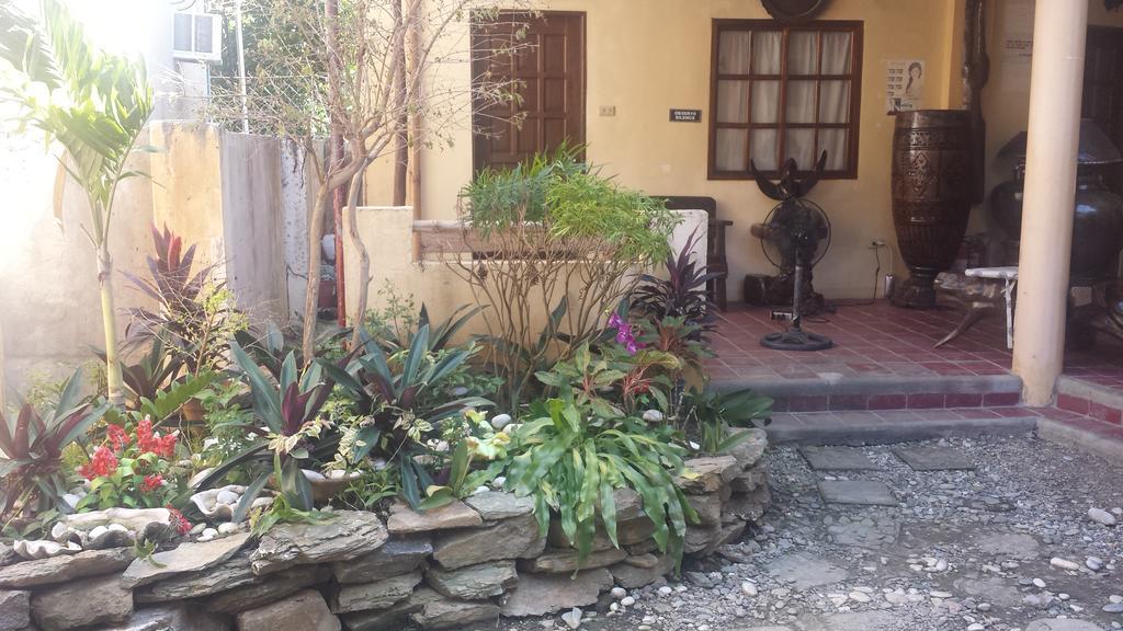Casa Aviara Resort & Hotel Puerto Galera Εξωτερικό φωτογραφία