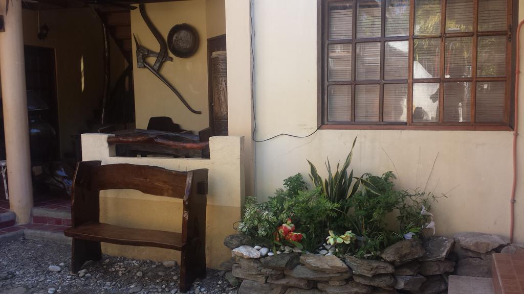 Casa Aviara Resort & Hotel Puerto Galera Εξωτερικό φωτογραφία