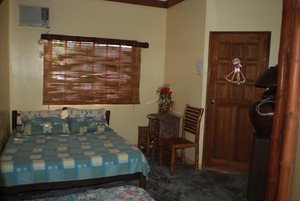 Casa Aviara Resort & Hotel Puerto Galera Δωμάτιο φωτογραφία