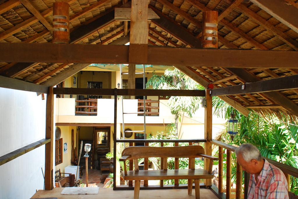 Casa Aviara Resort & Hotel Puerto Galera Εξωτερικό φωτογραφία