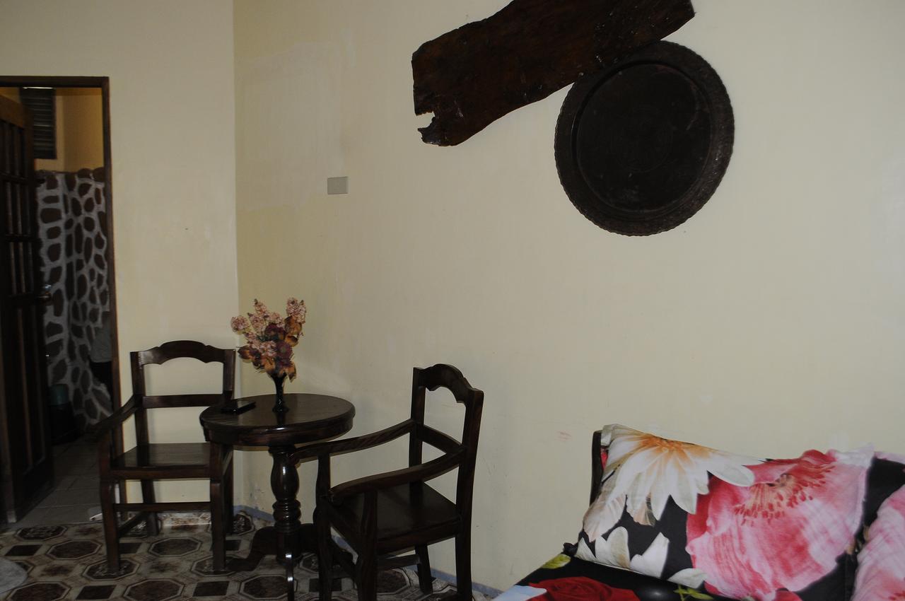 Casa Aviara Resort & Hotel Puerto Galera Εξωτερικό φωτογραφία