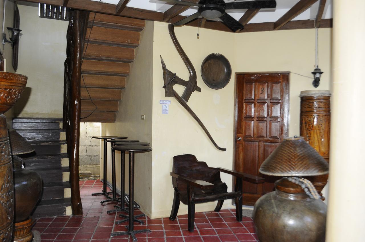 Casa Aviara Resort & Hotel Puerto Galera Εξωτερικό φωτογραφία
